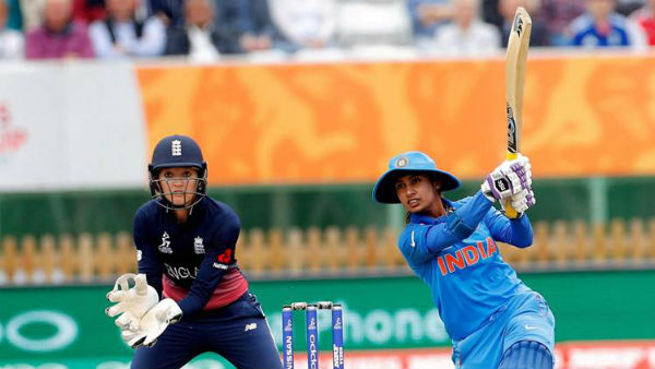 அசத்தலாக துவக்கிய இந்தியா