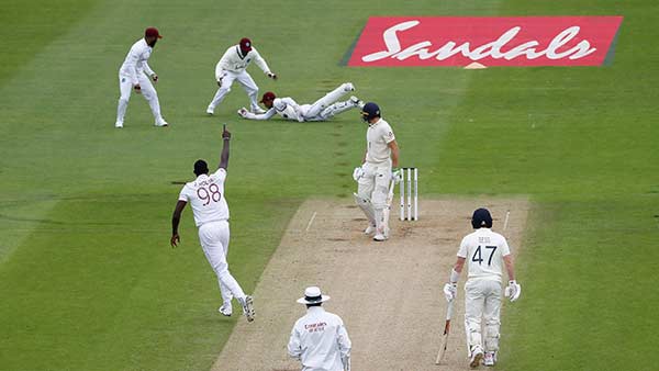 பட்லர் டக் அவுட்