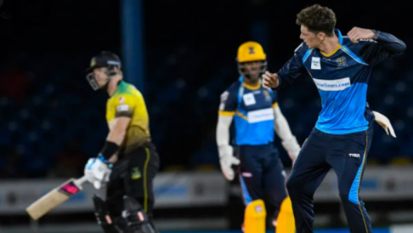 முஜீப் உர் ரஹ்மான் அசத்தல்