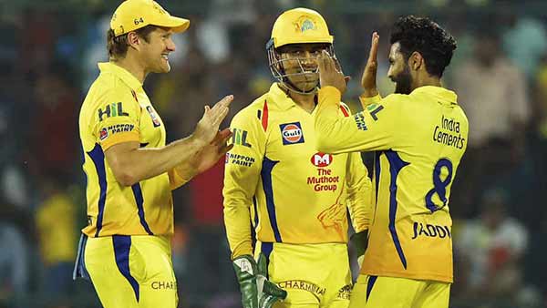 அமைதியான தோனி 