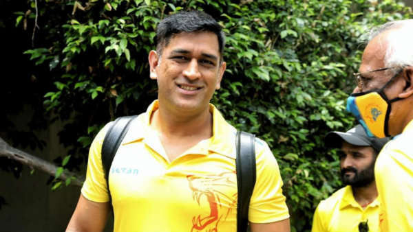 ரசிகர்கள் இல்லை