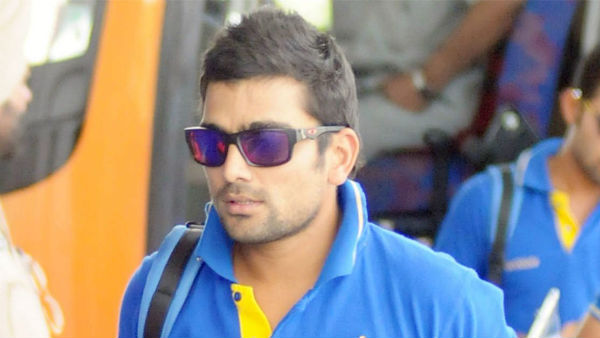 எப்படி அணியில் இணைய முடியும்?