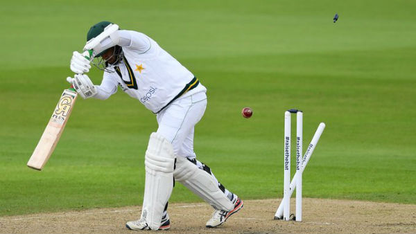 முதல் போட்டி