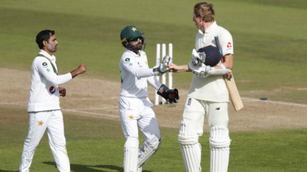 டெஸ்ட் தொடர்