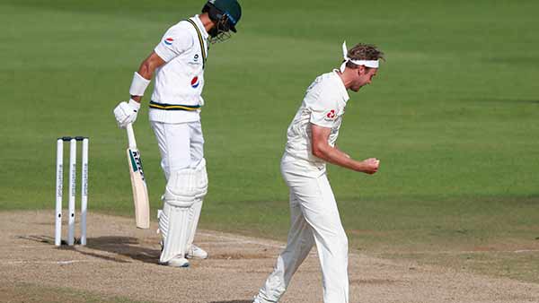 583 ரன்கள்