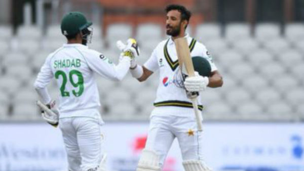 156 ரன்கள் அடித்து அதிரடி 