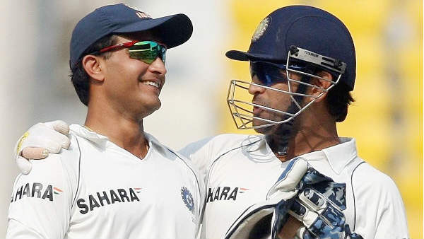 நினைவு கூர்ந்த தோனி