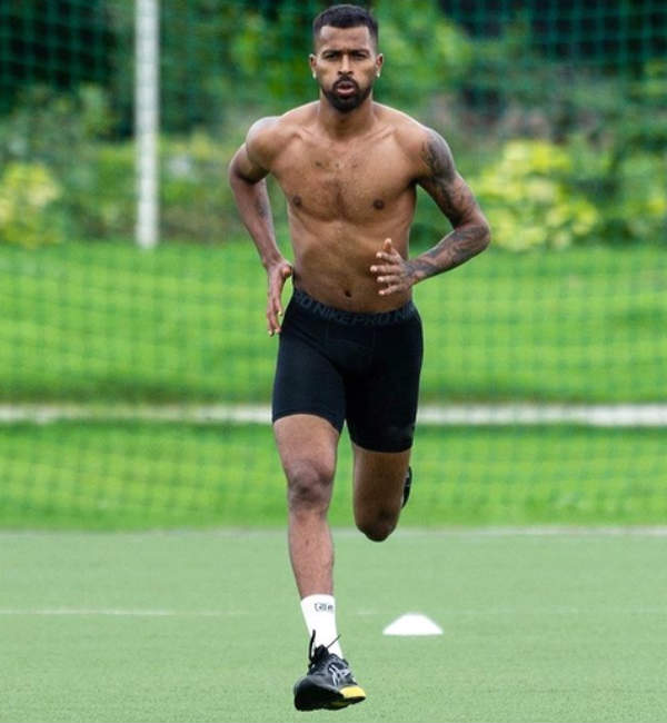 இன்ஸ்டாவில் புகைப்படம் வெளியீடு 