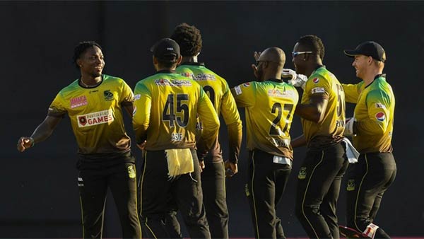 முஜீப் உர் ரஹ்மான் அசத்தல்