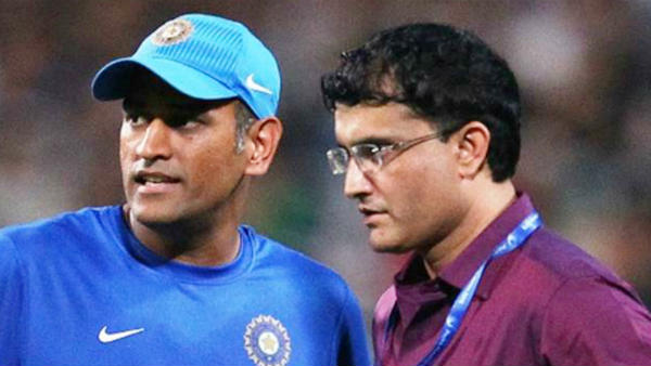 முன்னாள் கேப்டன் எம்எஸ் தோனி 