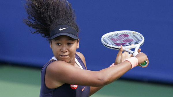 கருப்பினத்தை சேர்ந்தவள்