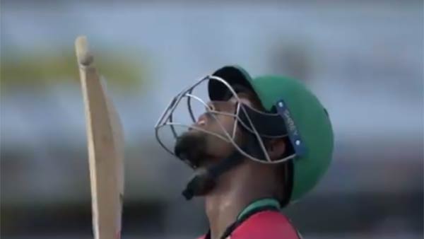 3 விக்கெட்டுகள் இழப்பிற்கு 118 ரன்கள் 