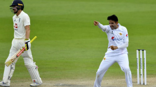 இங்கிலாந்து ஆட்டம்