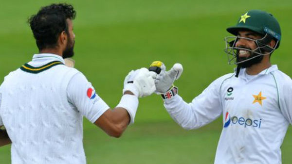 பாபர் ஆசாம் அவுட்