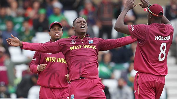 12 விக்கெட்டுகளை வீழ்த்திய காட்ரெல் 