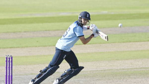 ஜோ ரூட் நிதான ஆட்டம்