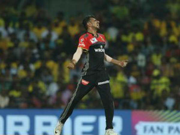 அடுத்தடுத்து விக்கெட்