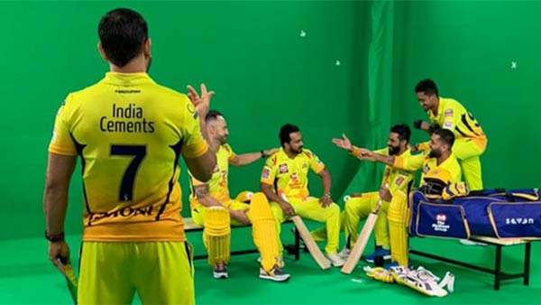 யார் விசில் அடிப்பது? யார் விசில் அடிப்பது?