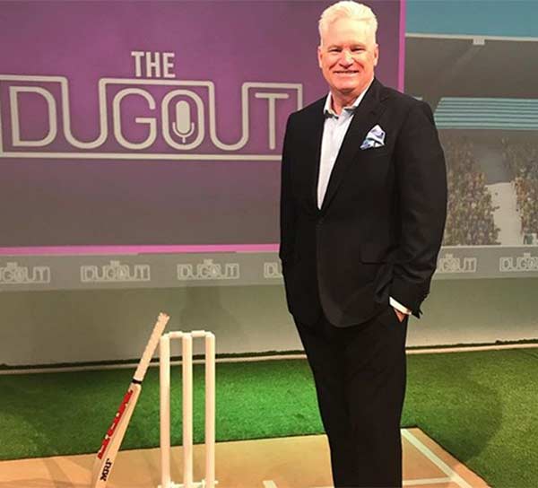 டீன் ஜோன்ஸ் யார் ? 