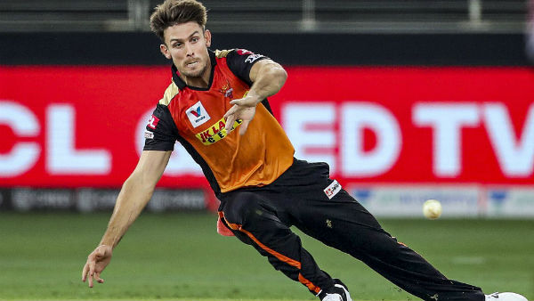 ஹைதராபாத் பந்துவீச்சு 