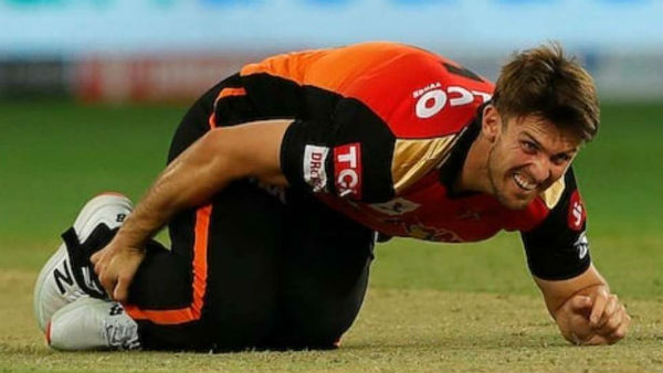 காலில் காயம் காலில் காயம்