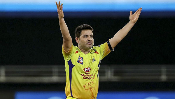 யூஏஇ கண்டீசனுக்கு தடுமாறும் ஸ்பின்னர்கள் 