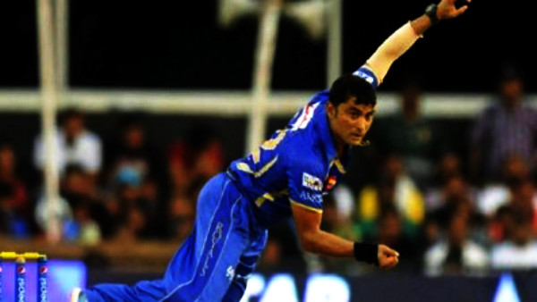 சிறப்பான பந்துவீச்சு