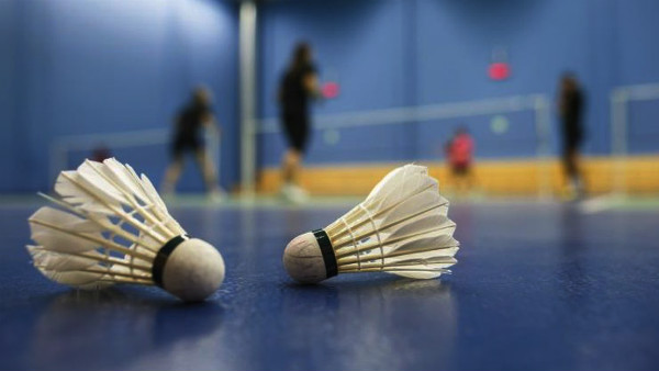 பேட்மிண்டன் வீரர்கள் பாதிப்பு 