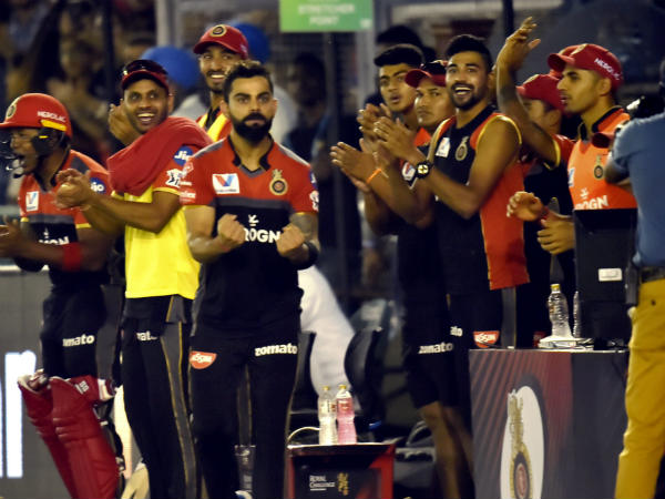 பவுலிங் பேட்டிங் 