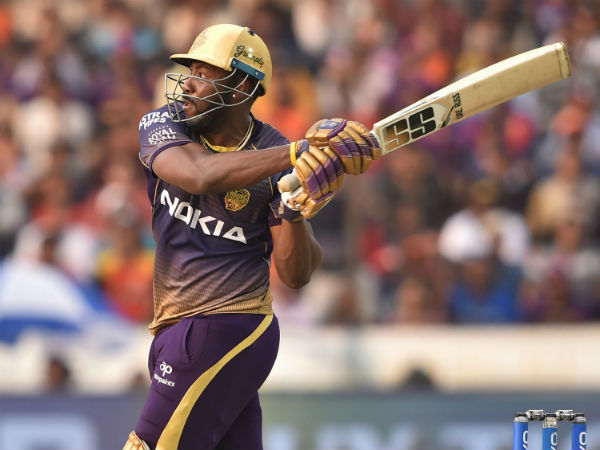 பில்டப் கொடுத்தார் 