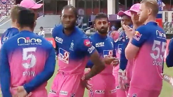 அவுட்டாக்கிய ஆர்ச்சர் 