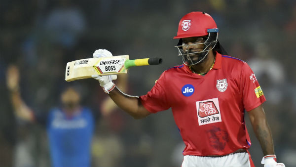 8வது வீரராக சாதனை 