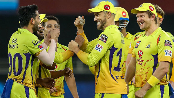 நிதான ஆட்டம்