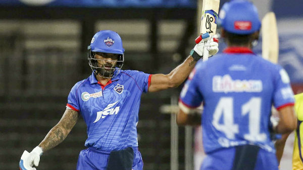 தூணாக நின்ற தவான்