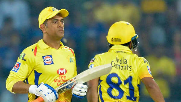 தோனி தலைமை 