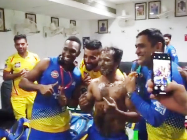 எப்படி ஆடுவார் 