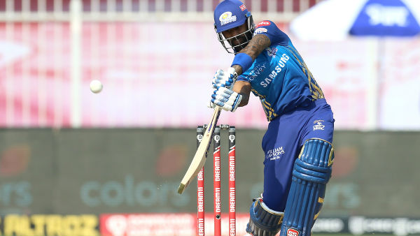 எத்தனை அடித்தனர் 