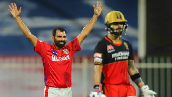 ஒரே ஓவரில் 2 விக்கெட்