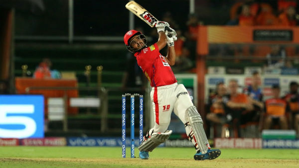 சிக்கலில் கும்ப்ளே