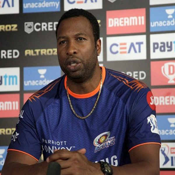 கீரன் பொல்லார்ட் பாராட்டு 