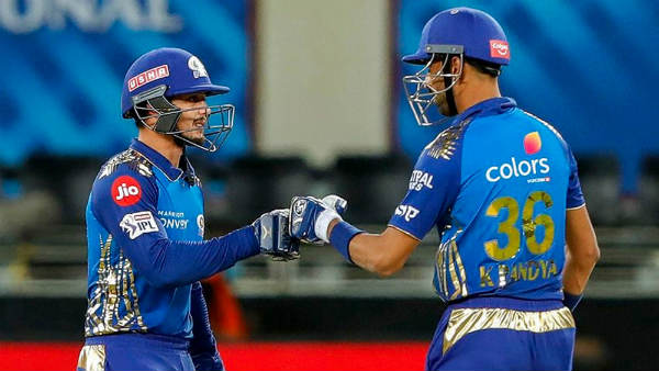 டி காக் அரைசதம்