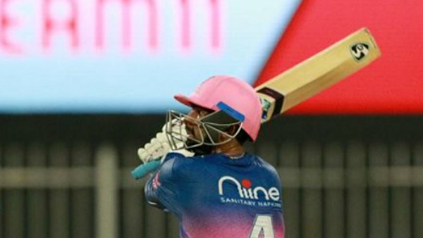 இரண்டு சிக்ஸ்