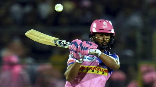 சுருண்டு விழுந்தார்