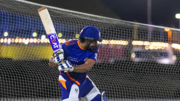 நெட் பிராக்டீசில் ரோகித் 