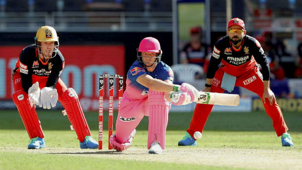 ஸ்மித் ஆட்டம்