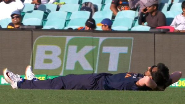 வாரி இறைத்த சாஹல்