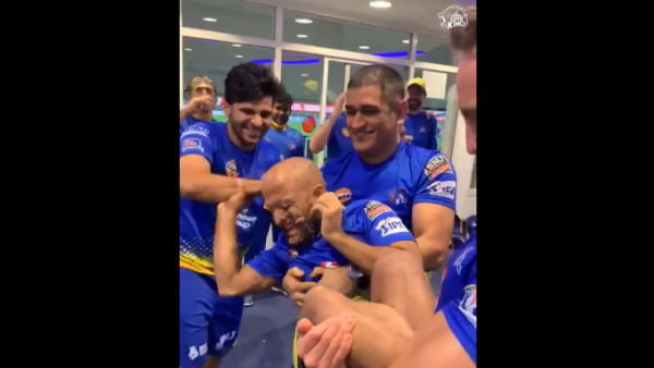 MS Dhoni And Faf du Plessis In Smashing Action Again, But With A Difference 