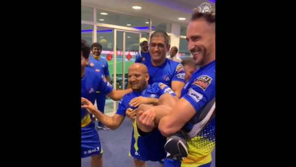 MS Dhoni And Faf du Plessis In Smashing Action Again, But With A Difference 