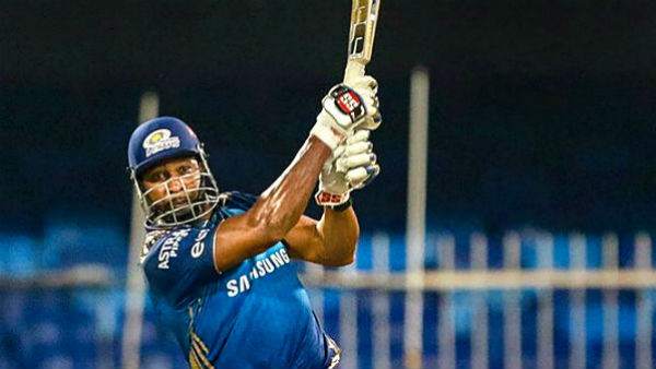 அணியில் வெளிநாட்டு வீரர்கள் 