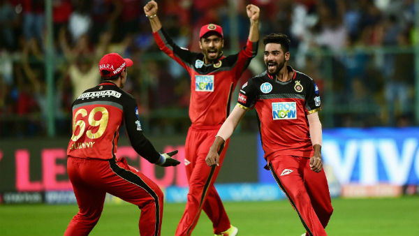 டெஸ்ட் அணியில் இடம் 